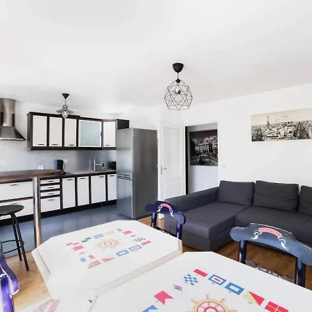 Apartamento Les Paves De Prague - Pour 4 A 10 Minutes De Disneyland Paris